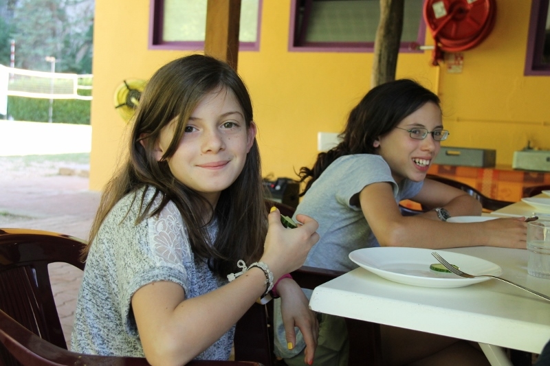 Village Camps International Summer Camp Ard&egrave;che, France 2019-07-26 https://www.villagecamps.com/journals_admin/images/922-22-07-14-2014 (800x533) (14).jpg